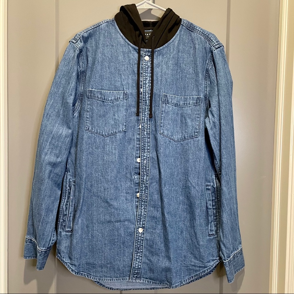 Hooded Button Up Shirt M
